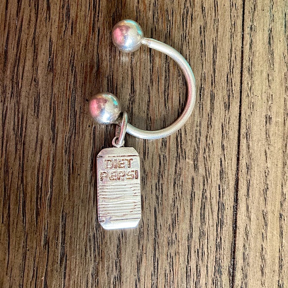 Tiffany&Co - Picture 3 of 5